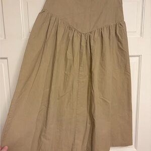 Elegant Tan Women's Skirt